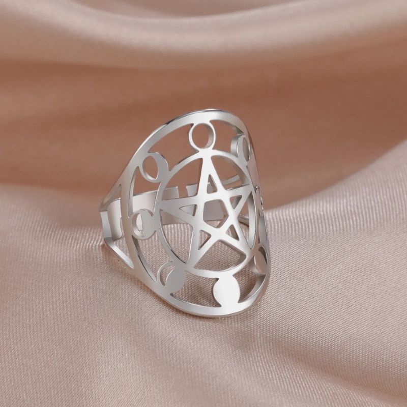 Bague Pentacle en acier inoxydable finition argent