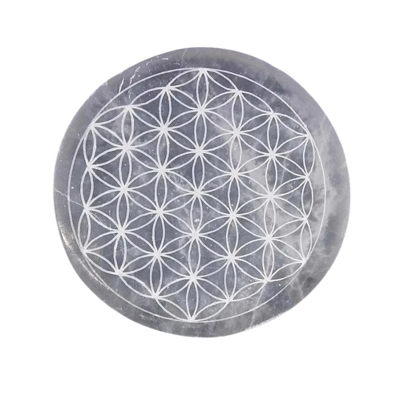 Plaque de rechargement Sélénite Fleur de vie de 10cm avec motif gravé