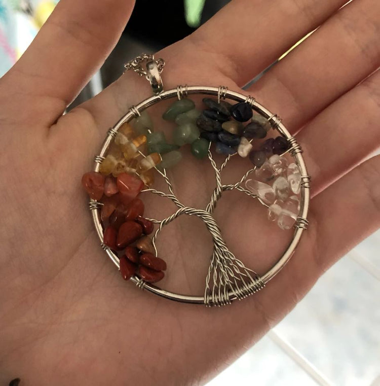 Collier Arbre de vie 7 chakras pour femme