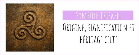 Symbole triskell celtique gravé dans une pierre ancienne, représentant la spiritualité bretonne