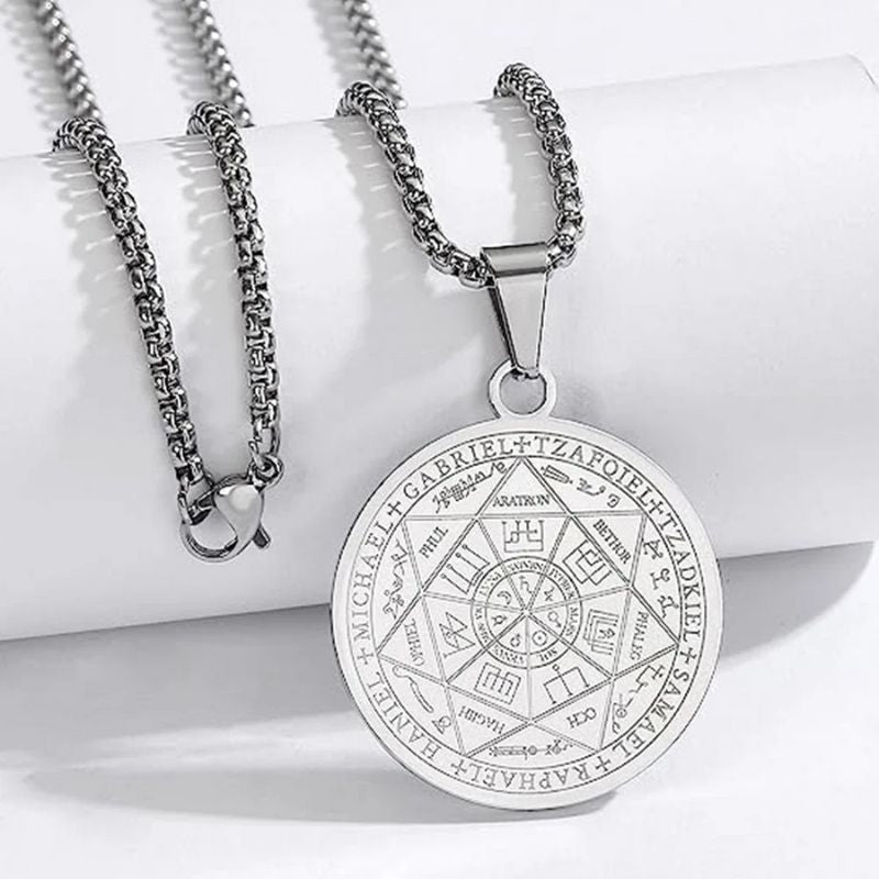 Médaille des 7 Archanges avec Saint Michel et Saint Gabriel, symbole de protection