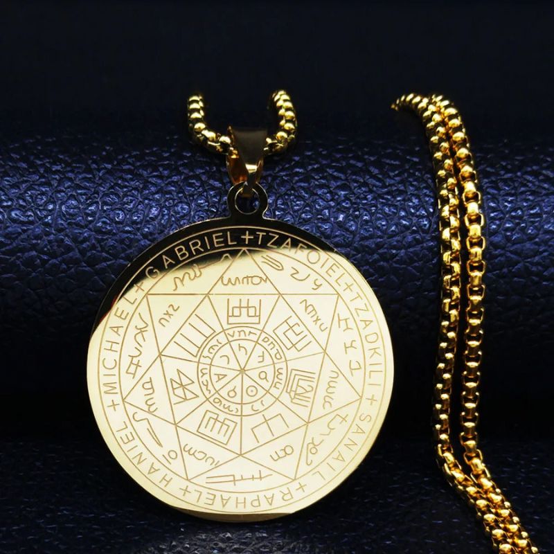 pendentif sceau des 7 archanges en acier inoxydable finition or avec chaine ajustable